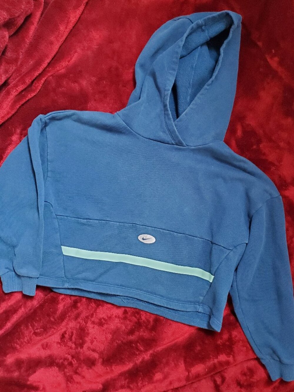 Nike Kids Cropped Hooded Sweatshirt - Blue with silver Kids size Large Like New